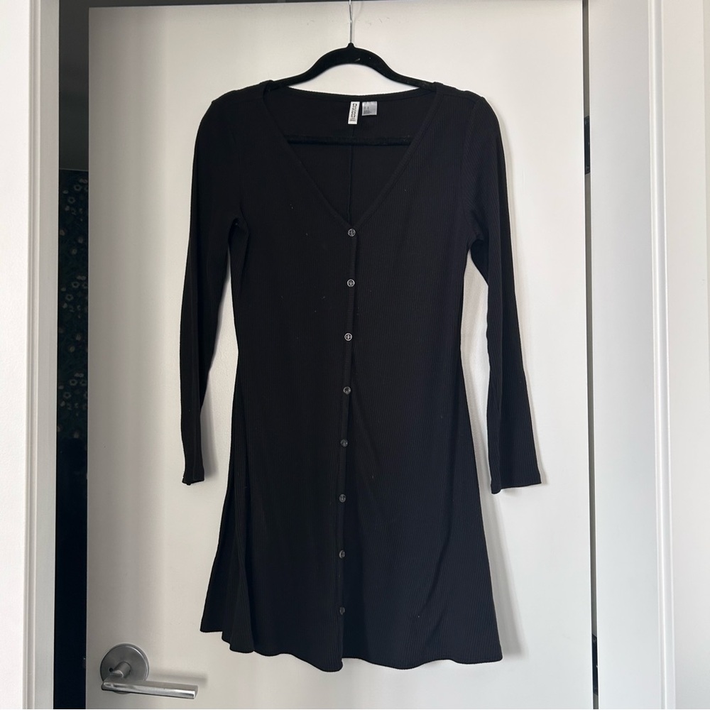 H&M Divided Black Long Sleeve Rib Knit Dress